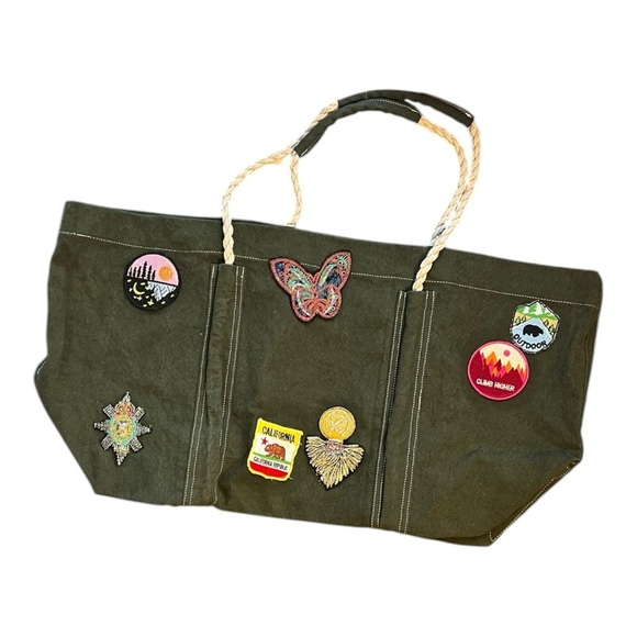 Free People Handbags - Free People “Been There Patch” Tote Bag – One Size